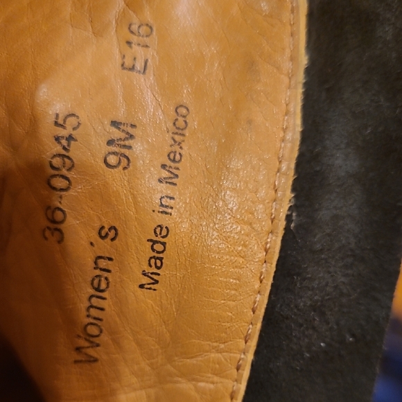 Trask Women's Black Leather Becca Boot-Sz 9M - Picture 8 of 9